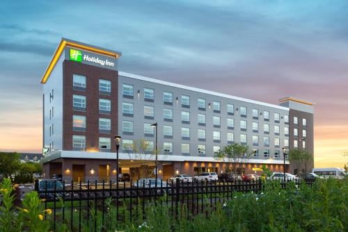 <h1>Holiday Inn Boston Logan Airport - Chelsea, un hôtel du groupe IHG</h1>