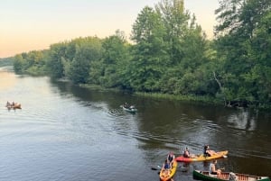 Memorial Beach: Aluguer de canoas no Lago Massapoag