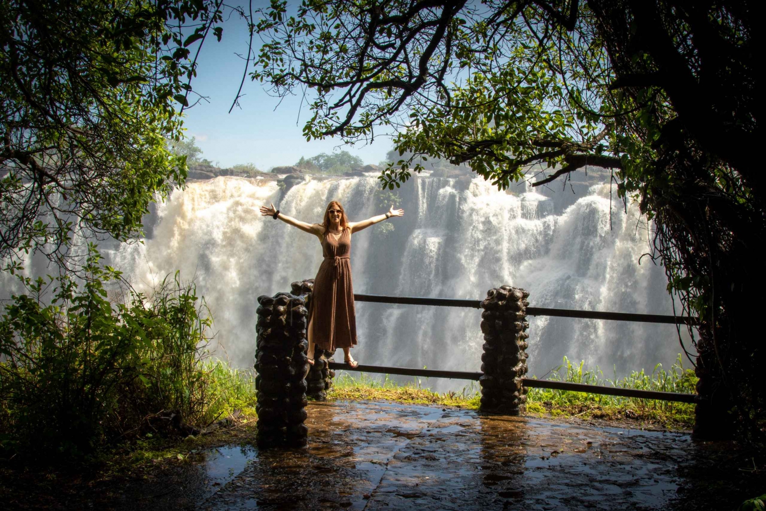 From Kasane: Day Trip to Victoria Falls with Lunch