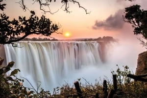 From Namibia to Zimbabwe: 15-Day Guided Lodge Tour