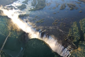 GUIDED TOUR OF THE VICTORIA FALLS ON THE ZAMBIAN SIDE