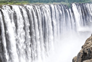 Luxussafari: Victoria Falls, Chobe & Moremi in 9 Tagen