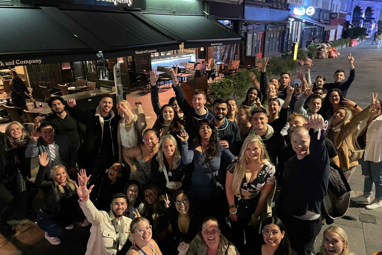 Brighton: Bar Crawl durch fünf Lokale mit Drink Deals & Shots