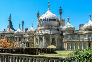 Brighton: City Walking Tour & Exploration Game