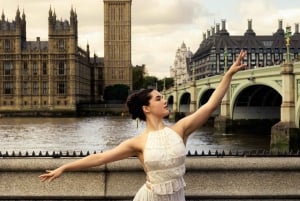London: 1980s-Inspired Photoshoot at Iconic Landmarks