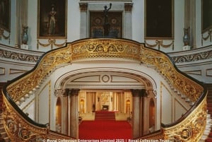 London: Buckingham Palace Entry Ticket & Royal Walking Tour