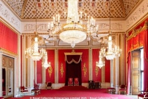 London: Buckingham Palace Entry Ticket & Royal Walking Tour