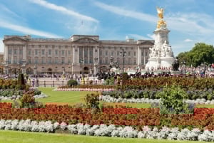 London: Buckingham Palace Entry Ticket & Royal Walking Tour