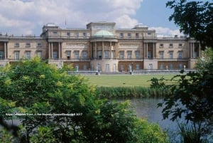 London: Buckingham Palace Entry Ticket & Royal Walking Tour
