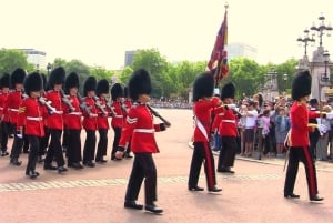 London: Changing of the Guard Guided Tour Experience