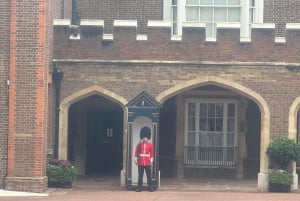 London: Changing Of The Guard with Hotel Pick Up