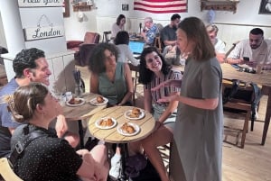 London: Chelsea Walking Tour - Stories, Sights & Small Bites