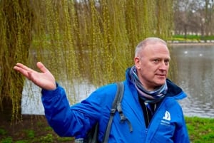 London: Parliament & Palaces private walking tour with guide