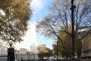 London: The English Civil War, Charles II and Westminster