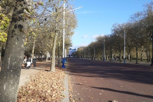London: The English Civil War, Charles II and Westminster
