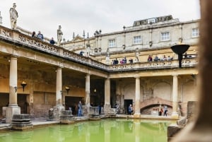 Londra: Tour di un giorno con il Castello di Windsor, Stonehenge e Bath