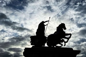 Royal London: from Saxons to Tudors & Stuarts Walking Tour
