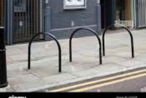 Women in London: Whitechapel Walk by Sams Walk