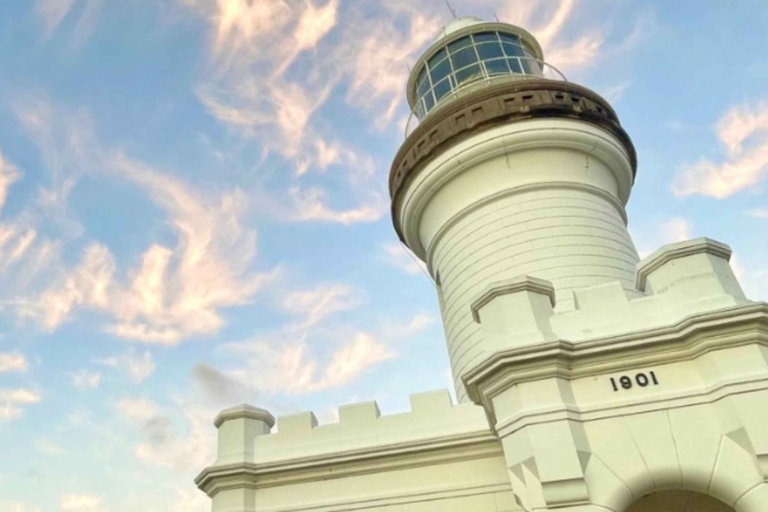 Brisbane: Byron Bay Day Tour - Lighthouse Sunset & The Farm