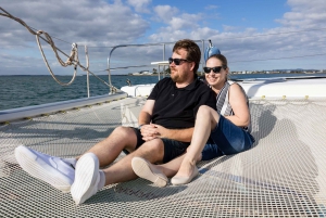 Brisbane: Half-Day Moreton Bay Sailing Cruise with Antipasto