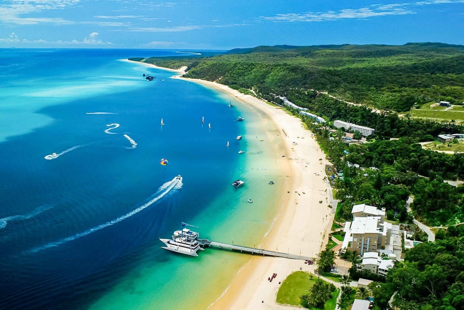 Brisbane: Moreton Island Return Ferry & Adventure Day Pass
