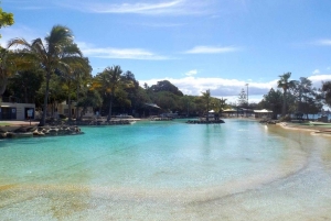 Brisbane: Redcliffe Peninsula Bee Gees and History Tour