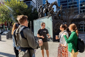 Brisbane: Small-Group 3-Hour Walking Tour with a Drink