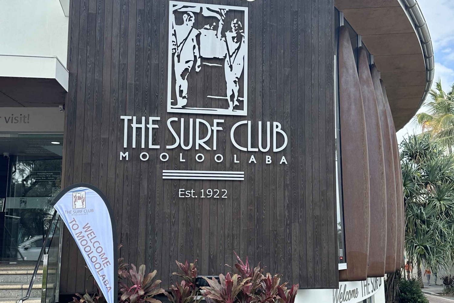 From Brisbane: Australia Zoo & Coastal Delights