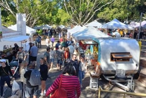 Noosa Heads and Eumundi Markets Private Tour from Brisbane
