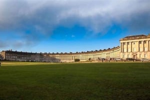 Bath: Tour guidato a piedi dei luoghi storici e dei pub (3h)