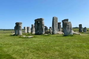 Individual trip to Stonehenge and Salisbury Cathedral