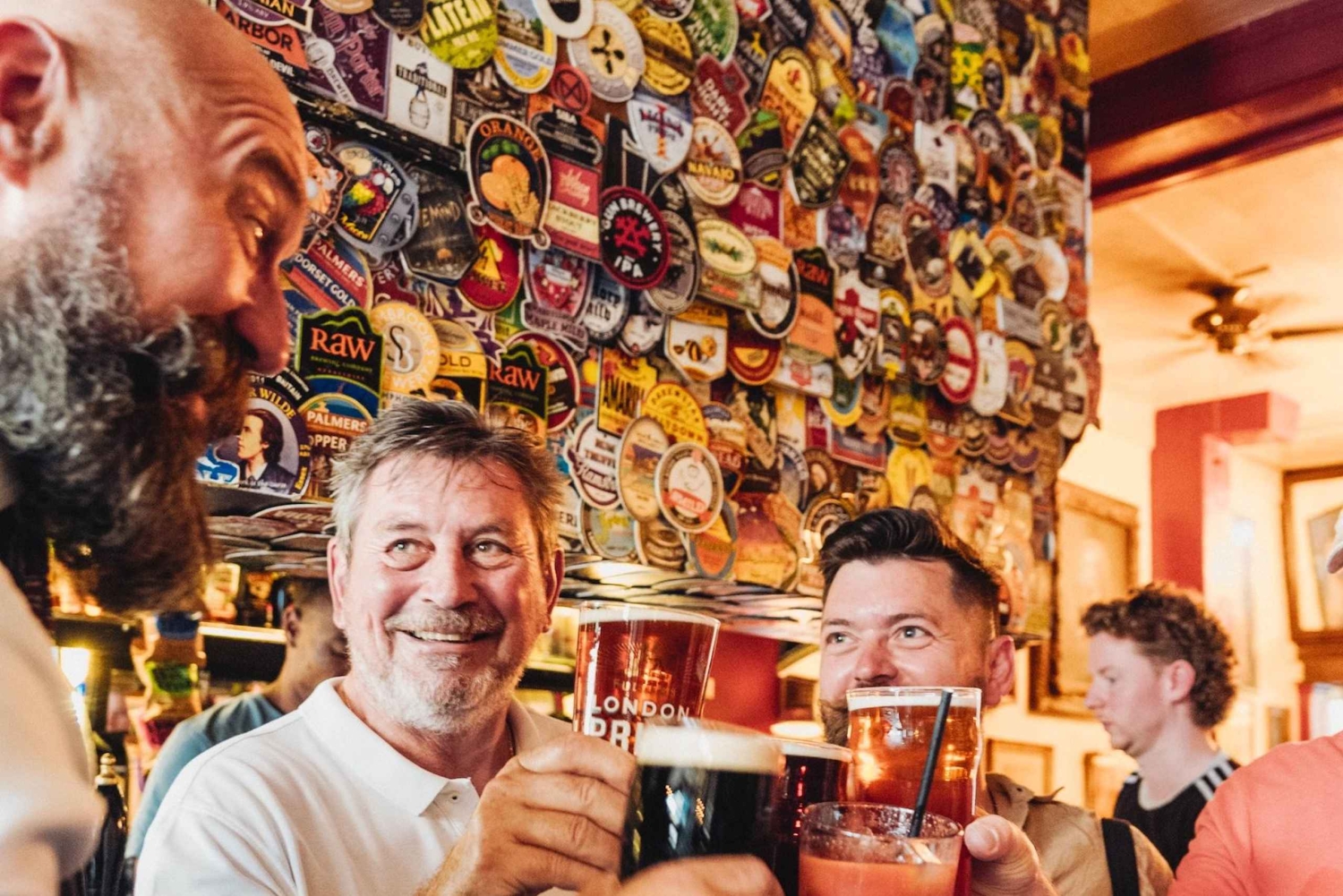 London: Private Secret Pub Walking Tour
