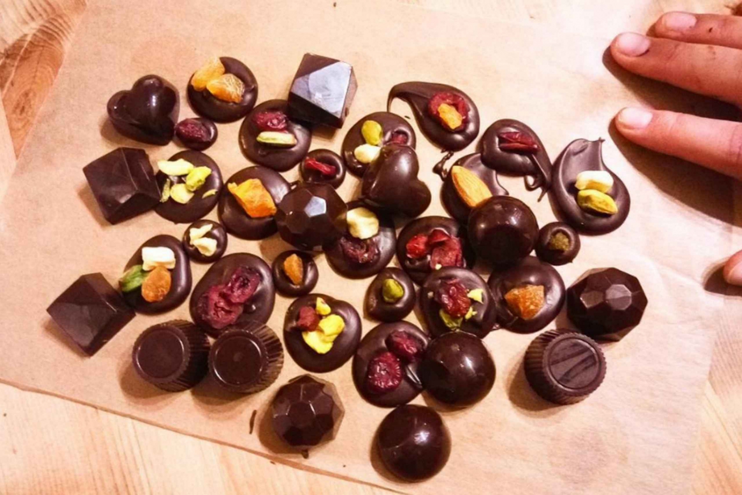 Bruksela: 2,5-godzinne belgijskie warsztaty robienia czekolady
