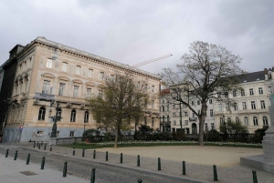 Brussels: Autoworld Ticket & Digital City Tour