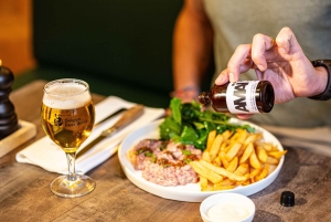 Bruksela: Wycieczka VIP po świecie belgijskiego piwa z kolacją dla smakoszy