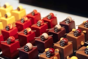 Brussels: Chocolate Workshop and Guided Walking Tour