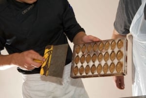 Brussels: Chocolate Workshop and Guided Walking Tour