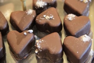 Brussels: Chocolate Workshop and Guided Walking Tour