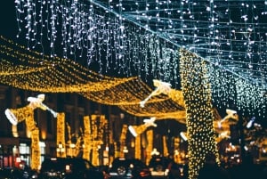 Bruselas: Christmas Market Magic Tour a pie con un lugareño