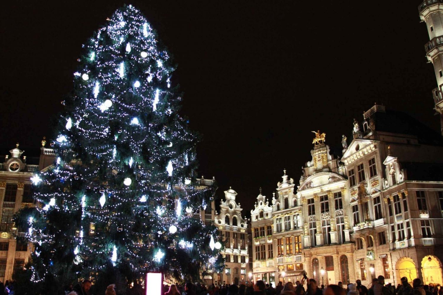 Tour-the-Brussels-Christmas-Markets