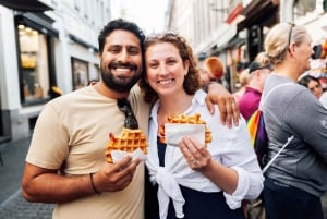 Bruxelas: Tour histórico com degustação de chocolate e waffles