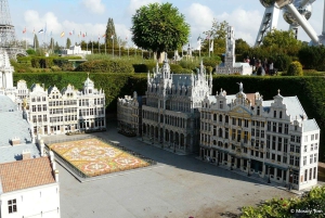 Brussels: Mini-Europe Ticket & Expo Village Audio Tour