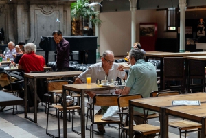 Brussels: Private Food Tour – 10 Tastings with Locals