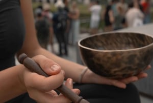 Bruksela: prywatne zajęcia jogi, kąpiel dźwiękowa lub czytanie runiczne