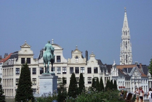 Brussels: Walking Tour from Central Station to Manneken Pis