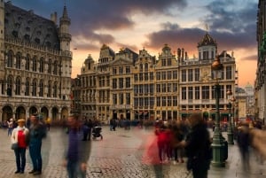 Tour a pie por Bruselas con degustación de gofres: Historia y Cultura