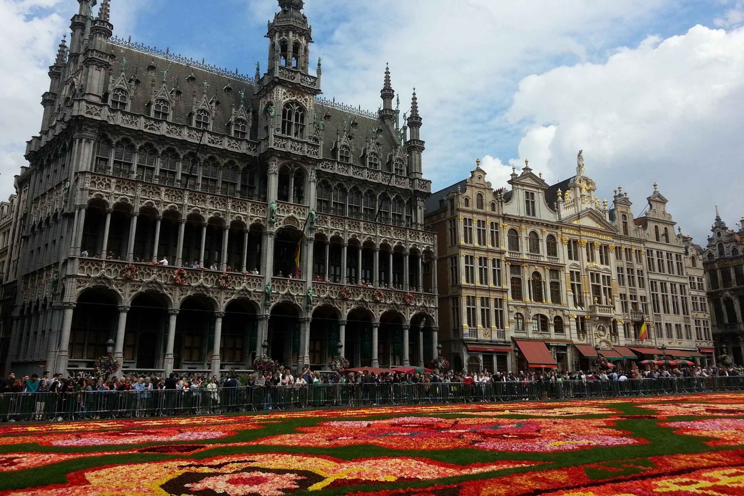 Amsterdamista: Pienryhmäretki Brysseliin ja Atomiumiin