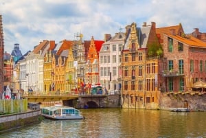 From Brussels: Full-Day Guided Tour of Ghent in Spanish
