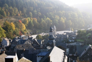 From Brussels: Tour of Cologne and Postcard Town of Monschau