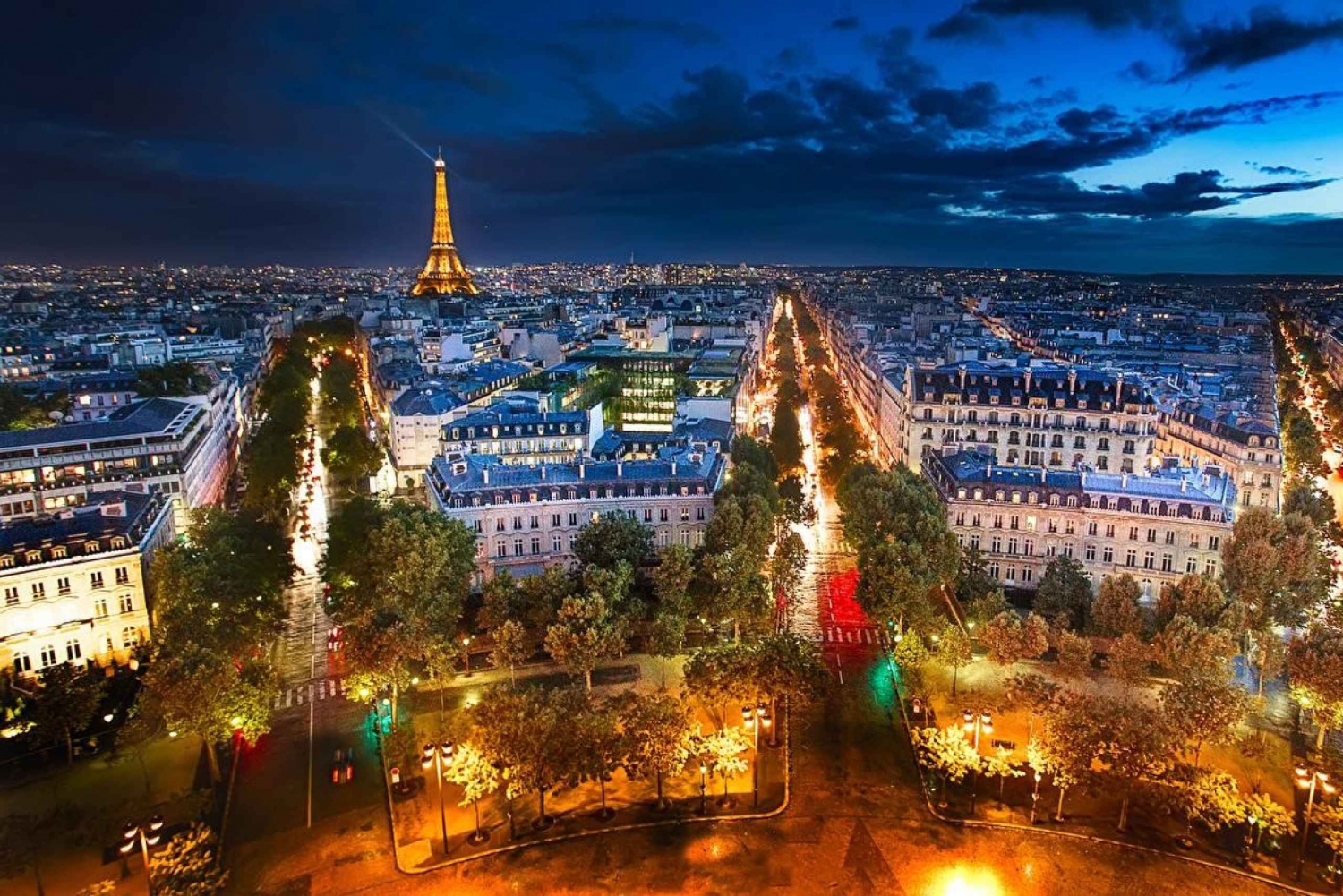 Paris: Privat nattur med chauffør for 3 personer